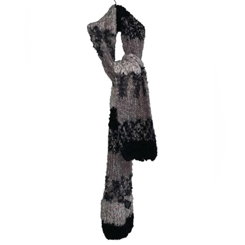 Women’s Super Soft Fuzzy Black And Gray Cozy Scarf‎ One Size